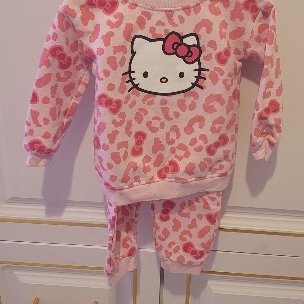 Hello Kitty Pink Leopard-Print Sleep Set
